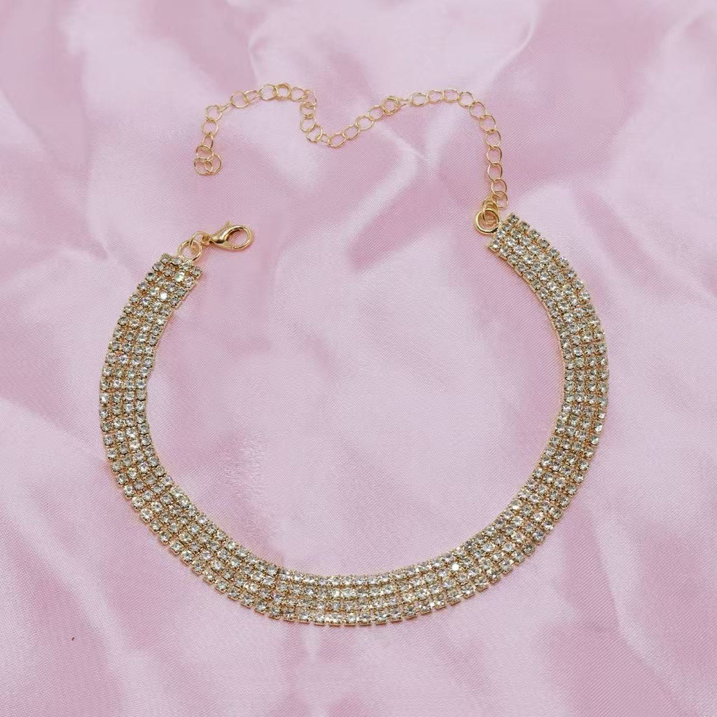 Versatile and unique crystal collar chain