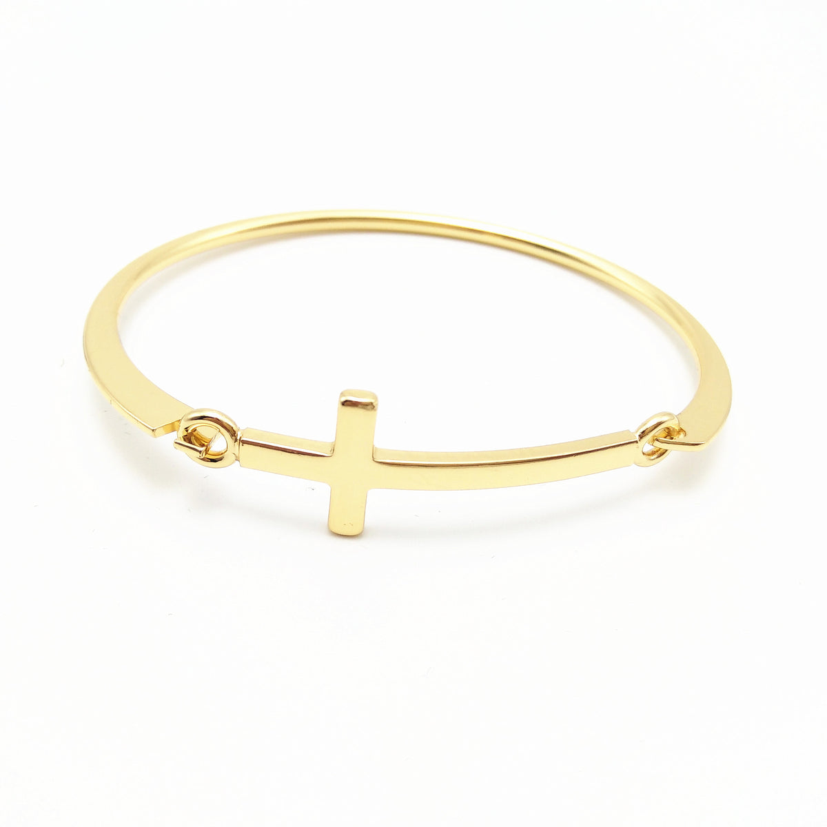 Simple, versatile, and unique cross bracelet