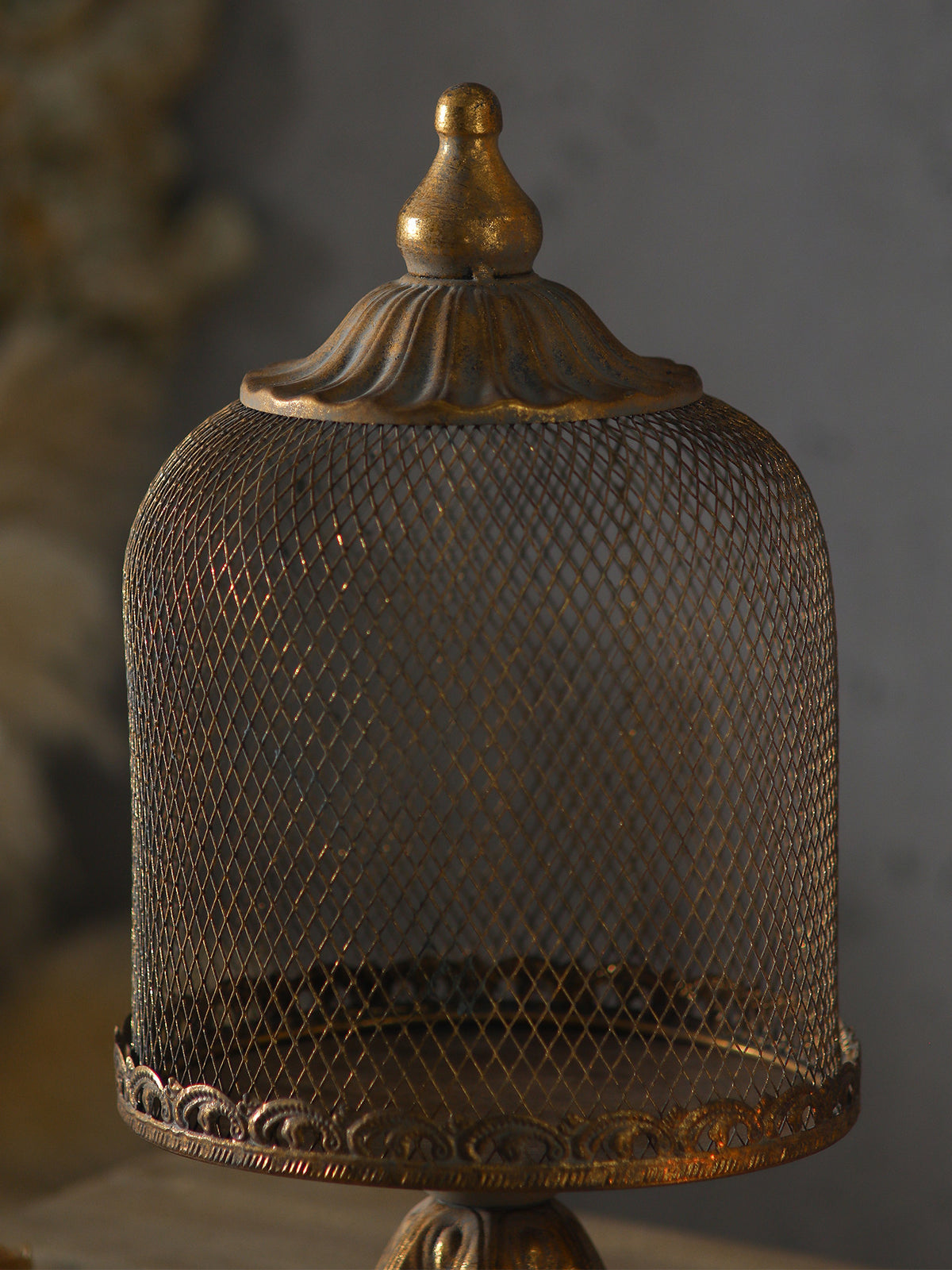 American-Style Vintage Wrought Iron Candle Cage Distressed Holder Home Decor